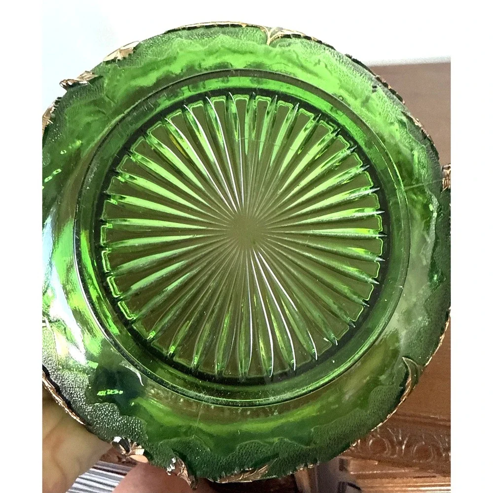 US Glass EAPG Delaware Serving Bowl Emerald Green Gold 8-1/8
